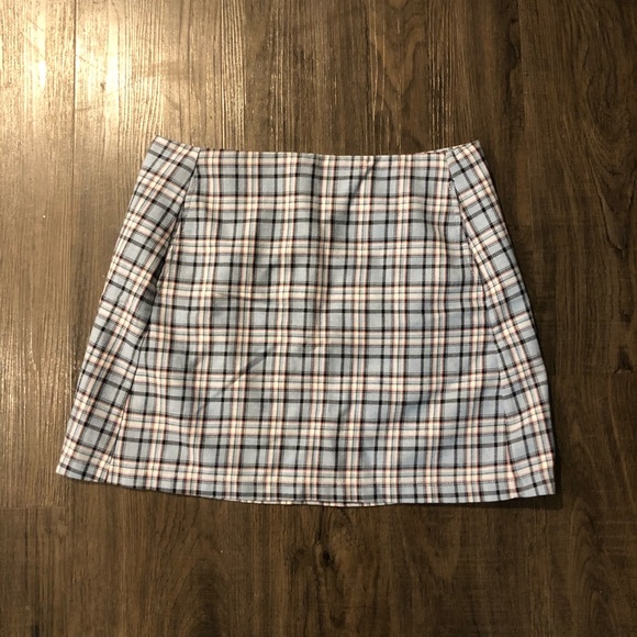 SOLD Urban Outfitters Plaid Mini Skirt - Picture 2 of 4